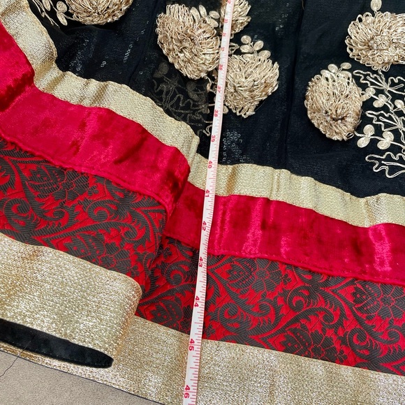 Black & Red Anarkali set - Picture 12 of 14